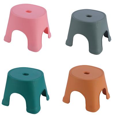 China 2021 New Modern Hot Sale Home Furniture Plastic Sneak Plastic Bathroom Stool for sale