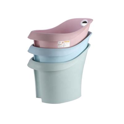 China Viable deepen to thicken color can be customized large plastic bathtub children's plastic bathtub for sale