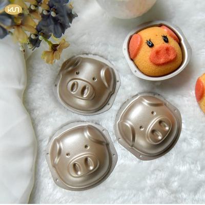 China Viable 3D Cake Pan Cookie Mold With DIY Non-Stick Customized Piggy Baking Tools for sale