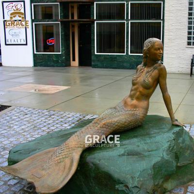 China Traditional Outdoor Metal Sculpture Decoration Mermaid Life Size Bronze Statue for sale