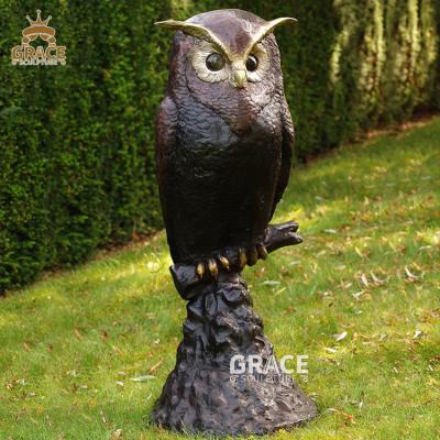 China Traditional Outdoor Metal Sculpture Life Size Bronze Garden Owl On Branch Statue for sale