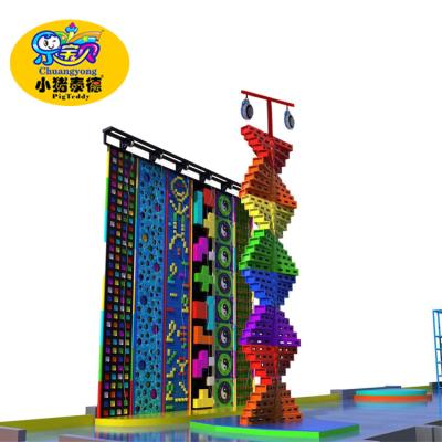 China Outdoor Park Kids Rock Climbing Wall Plastic Fiberglas Wood Material Anti - UV for sale