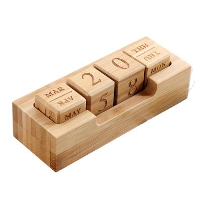 China HONESTREE Table Calendar Creative Wooden Bamboo Dice Retro Desk Ornaments Perpetual Laser Engraved Desk Calendar for sale