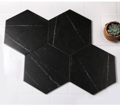 China Hexagon Matte Finished Anti Slip 20*23cm Badkamerskeramische tegel Te koop