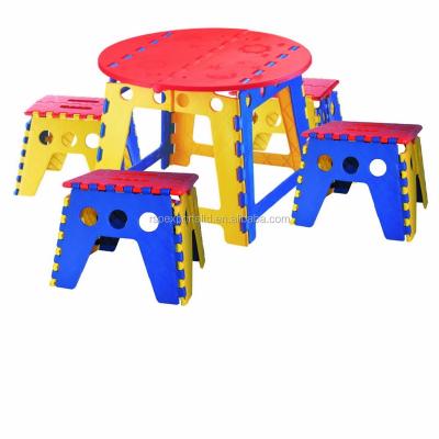 China Good quality 4pcs plastic kids table and foldable stools hot-selling foldable set for sale