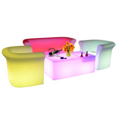 China Modern plastic led cocktail table /Cheap bar cocktail table illuminated plastic led cocktail table for sale