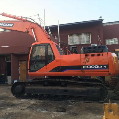 China Doosan DH300LC-7 Second Hand Excavator Nissan High-Quality Excavators For Construction Works for sale