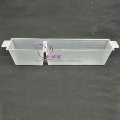 China Plastic Bee Feeder For Beekeeping 0.6L 1.5L 3L 6L Beehive Sight Bee Feeder Berth Beekeeping Equipment for sale