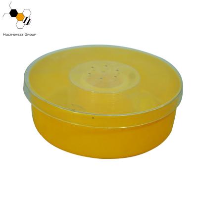 China Beekeeping Supplies Wholesale Equipments Plastic Bee Farm Poultry Bee Feeder for sale