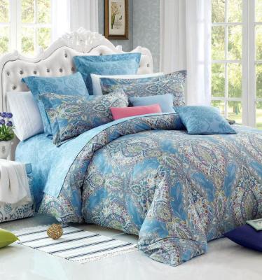 Cina Dimensioni personalizzate Tessuto Inverno Caldo Sabana Copertura di copriletto Set di Letto di lusso Queen Comforter Set in vendita