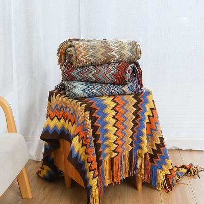 China Stylish and Breathable Plain Style Knitted Blanket for Summer Office or Home Nap for sale