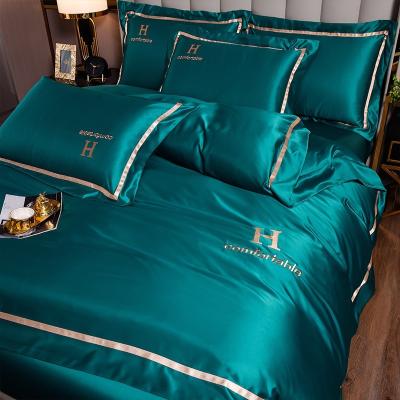 China Non Disposable Luxury Bed Sheets Ice Silk Bedding Set For Comfortable Sleep for sale