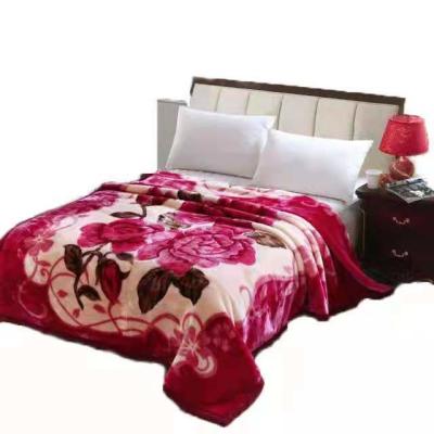 China Customized Pattern Luxury 100% Polyester Raschel Mink Blanket with Microfiber Fabric for sale