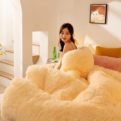 China Kingsize angepasste Farbe Wärme für alle Jahreszeiten Bio Atmung Puffy Quilt zu verkaufen