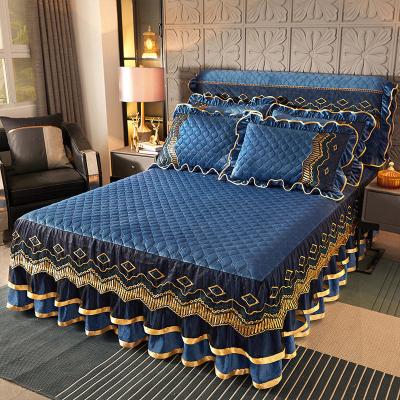 China Custom Polyester Bed Skirt Three-piece Dustproof Bed Cover for Home 40 Fabric Count for sale