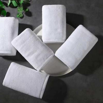 China 2024 Design 6-Piece Towel Sets Customize Antimicrobial Luxury White Bath Towels para casa à venda