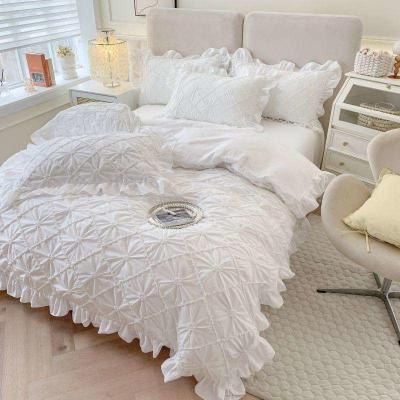 China Air-permeable 7 Pieces Fluffy Duvet Quilt Bedding Set with Matching Curtains for sale