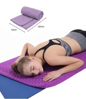 Chine Une serviette de yoga chaud antidérapant avec des points de silicone à vendre