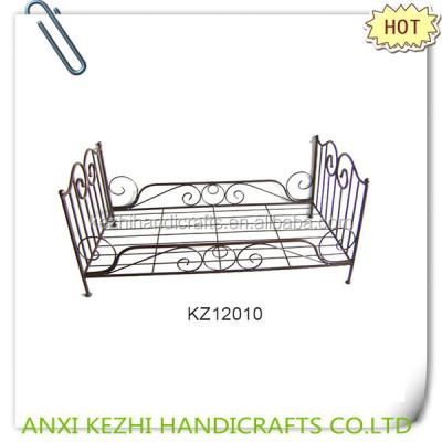 China Viable Antique Iron Dog Bed for sale