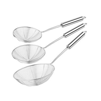 China Sustainable Hot Sale Kitchen Cooking Skimmers Round Cooking Skimmers Strainer Soups Pasta Skimmers for sale