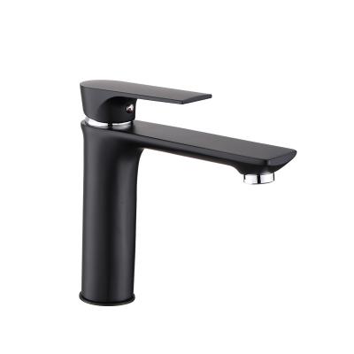 Κίνα Single Handle Basin Mixer Tap Cold And Hot Water Basin Faucets Metered Bathroom Faucets προς πώληση