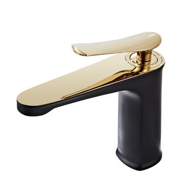 Cina Chengju Faucets Hot And Cold Water Faucet Single Handle Bathroom Faucet Brass Metered Basin Faucet Faucet in vendita