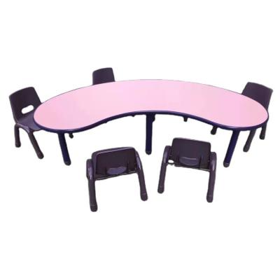 China Modern Moon Study Table Children Kindergarten Furniture Kindergarten Furniture Classroom Table Plastic Desk for sale