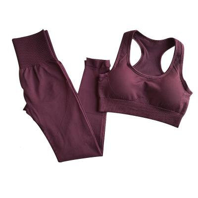 China Breathable the two-piece suit of the latest selling yoga buttocks fitness clothing hot tight sexy female yoga clothes for sale