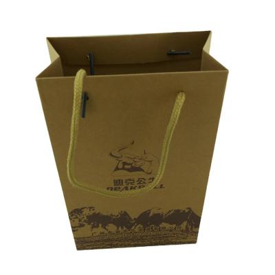 China Handle Christmas Custom Printed Clothing Paper Bag Takeaway Shopping Brown Kraft Paper Bag for sale