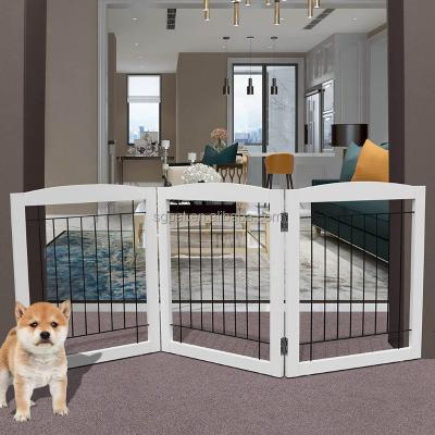 China Sustainable 3 Panel Wooden Pet Door , Indoor Freestanding , Folding Dog Fence for sale