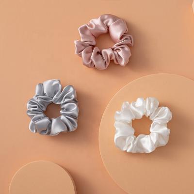 China Designer Luxury Scrunchies Silk Elastic Hair Bands For Women 16MM Headband 3.5CM Silk Hair Scrunchies for sale