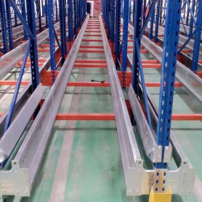 China Verpakkingsruimte Radio Shuttle Pallet Racking Metalen Halfautomatisch Te koop