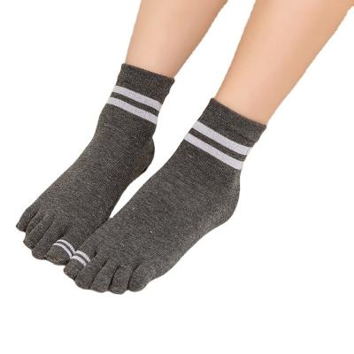 China Band QUICK DRY Cotton Tube Mid Toe Knocks Five Finger Custom Socks With Cotton Mini Crew Athletic Running Socks For Women for sale