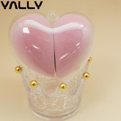 China Beauty make Up sponges blender foundationa microfiber pink velvet sponge with heart shape package for sale