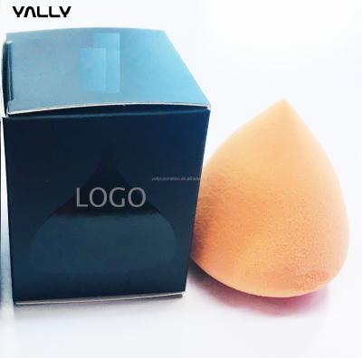 China Non flaw finish makeup sponge dye-free makeup sponge designed to hug the contours of the face for smooth raindrop beauty blend en venta