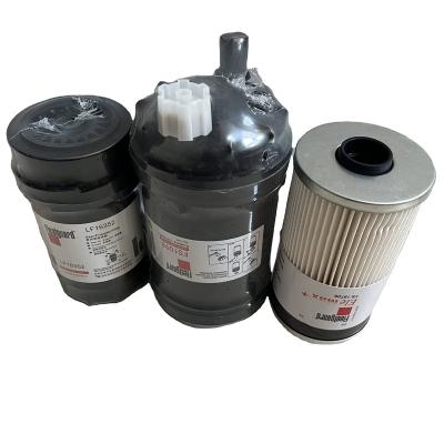 China All kinds of machinery and industrial equipment wholesale price custom made fuel filter for cat wheeled excavator fuel filter 326-1643 326-1644 1R0770 FS1006 for sale