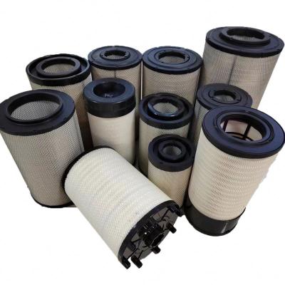 China Air filtration impurity filter sector is wholesale high quality large light truck engine air filter element 6I2501 C301730 AF26401 for sale