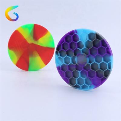 China NO-Stick Silicone Mat Accessories Silicone Smoking Pot Holder Around Extra Thick Honeycomb Pattern Silicone Tripod Mat for sale