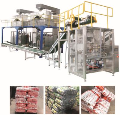 Cina Automatic Rice Sugar Grain Packing And Wrapping Machine For 500~5000g Sachet Products in vendita