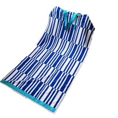 China Custom or factory design QUICK DRY beach towel printed sofa with sticks toalla tumbona for sale