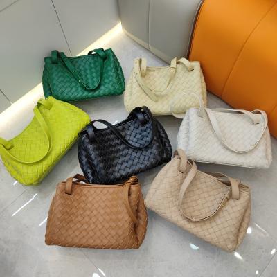 China Factory Wholesale Genuine Leather Shoulder Bag RFID Women Purse Bag Ladies Real Woven Leather Shoulder Bag for sale