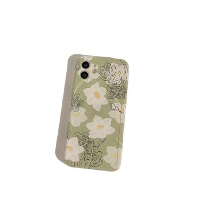 China Comfortable Manufacturers Phone Cases Fancy Packaging Phone Cases For Women And Men Use for sale