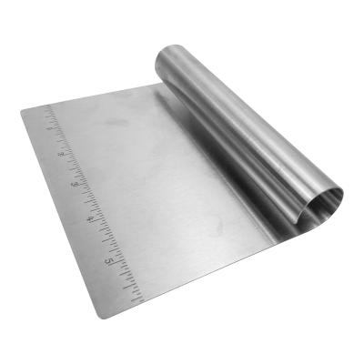 China Viable Kitchen Bench Dough Baking Scraper With Handle Flour Scraper Cutter for sale