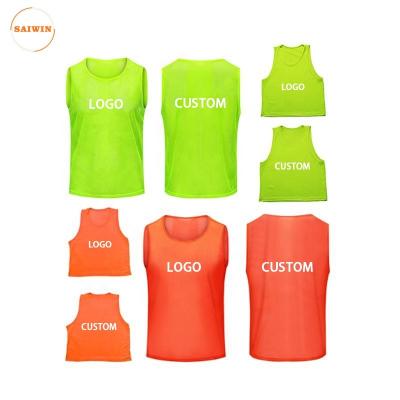 China Sets Custom Colorful football bibs soccer Training Bibs breathable pinnies soccer vest big Mesh Football Training Vest for sale