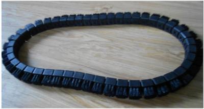 China Van Belt Brush For Textile Machine Parts Segments Timing Link Stenter Brush Belt en venta