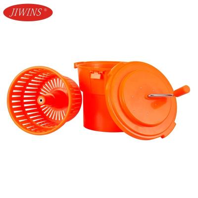 China 2.5 Gallon / 9.5L Sustainable High Quality Plastic Commercial Hand Dryer Vegetable Salad Spinner For Kitchen for sale