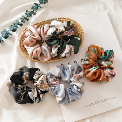 China Soft Elegant Comfort Vintage Fashion Stain Silk Hair Scrunchies Flower Pattern Hair Bands Hair Ties Ponytail Holder Elastic Wholesale for sale