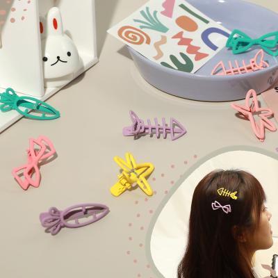 China Beautifying Hairstyles Empty Carrot Shape Hair Clip Girls Hair Accessories Popularity Metal Hair Clips for sale