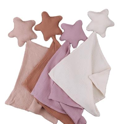 China Newest Lovely Babees Amazon Cotton Safety Cuddle Blanket MOON and Star PORTABLE Comforter Baby Blanket for sale