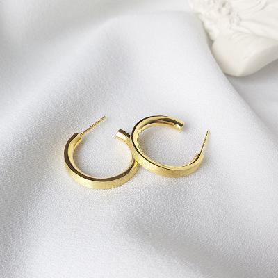 China CLASSIC Silver Women 925 Sterling Silver C Stud Earrings Shape Mini Classic Vintage Hoop Earring Jewelry for sale